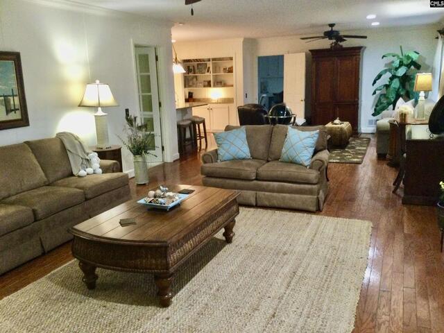 Photo of 13 East Drive