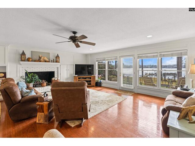 Photo of 13 East Drive