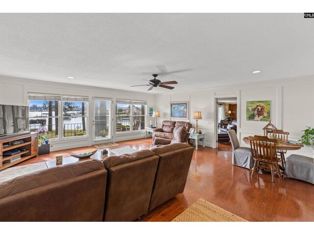 Photo of 13 East Drive