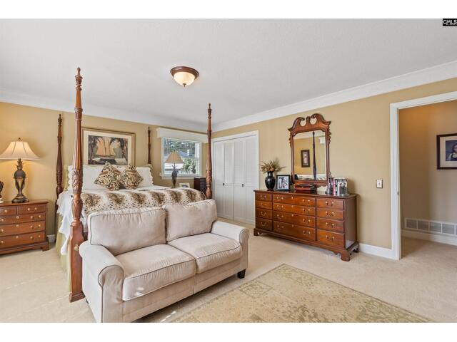 Photo of 13 East Drive