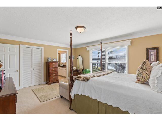 Photo of 13 East Drive