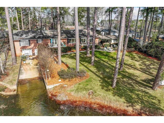 Photo of 13 East Drive