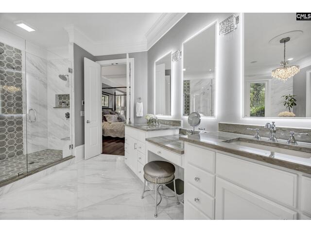 Photo of 309 Redbay Road Photo of 309 Redbay Road