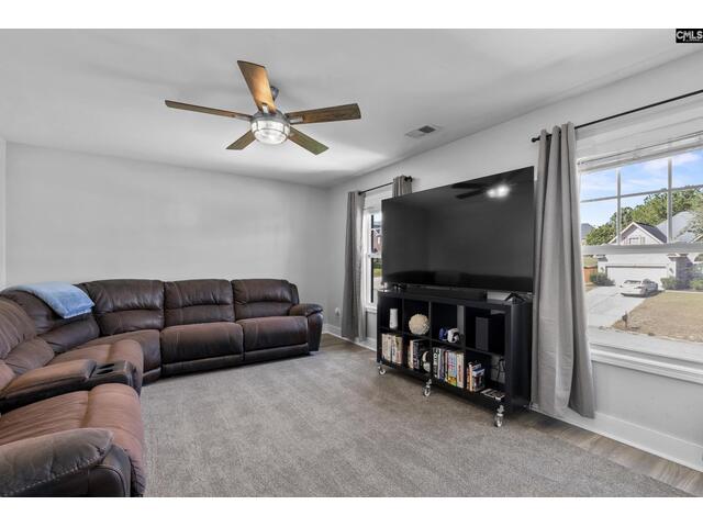 Photo Of 72 Saughtree Lane Photo of 72 saughtree lane