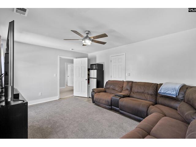 Photo Of 72 Saughtree Lane Photo of 72 saughtree lane