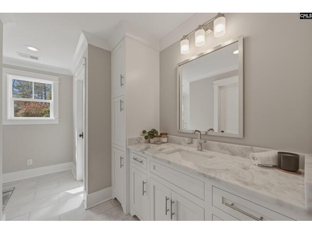 Photo of 1094 Davidson Road