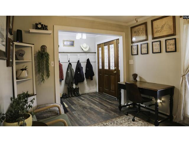 Photo of 611 Longtown Road