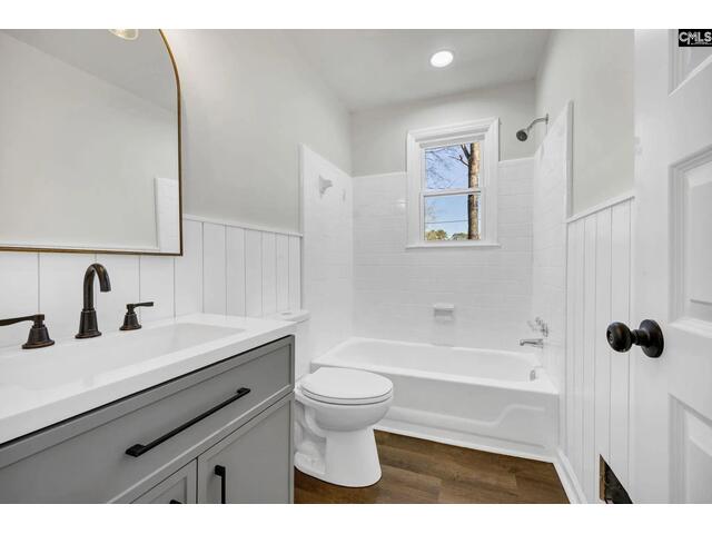 Photo of 4520 Bluff Road