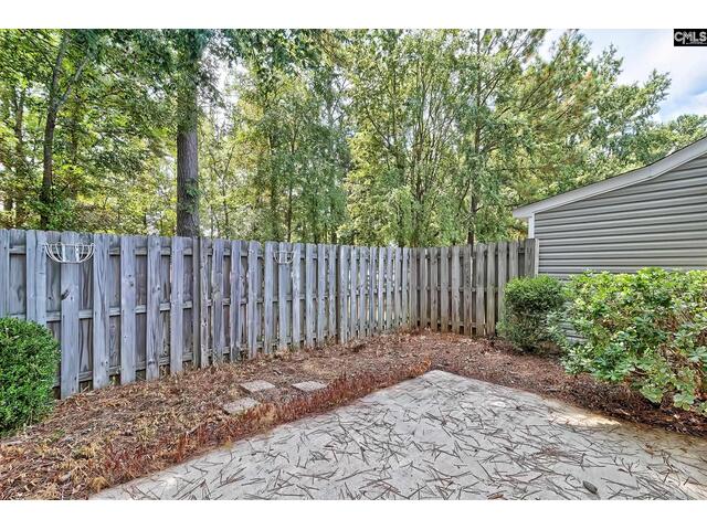 Photo of 101 Thorn Tree Lane Photo of 101 Thorn Tree Lane