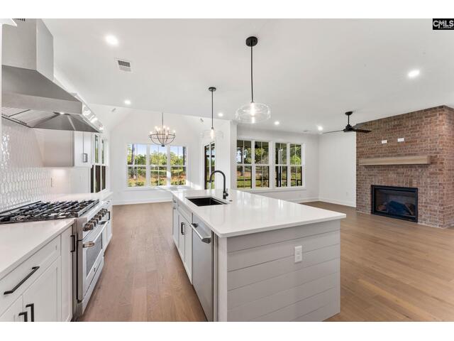 Photo of 2037 Fairway View