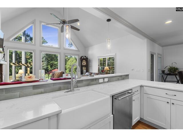 Photo of 271 Woodlander Drive