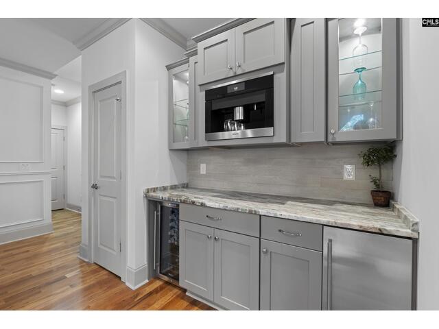 Photo of 271 Woodlander Drive