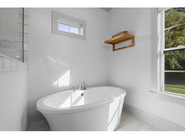 Photo of 271 Woodlander Drive