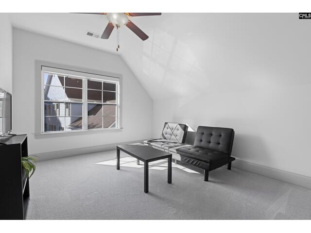 Photo of 271 Woodlander Drive