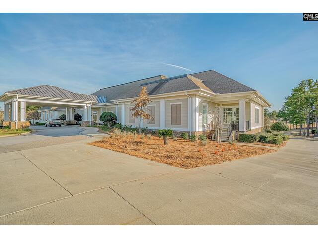 Photo of 271 Woodlander Drive