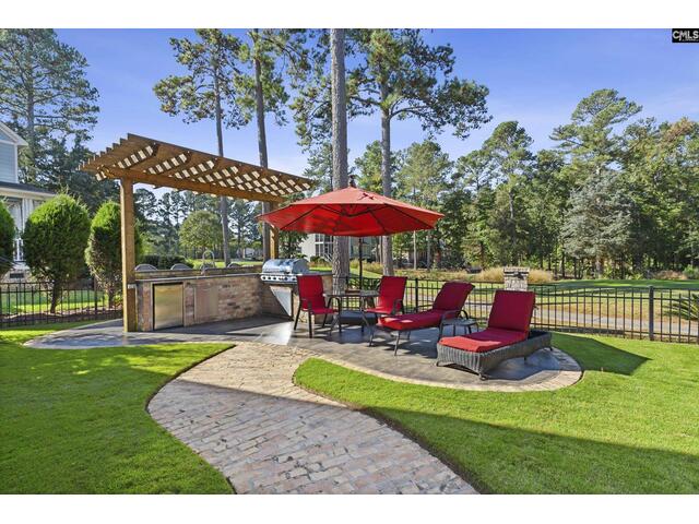 Photo of 271 Woodlander Drive