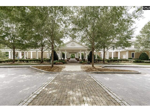 Photo of 271 Woodlander Drive