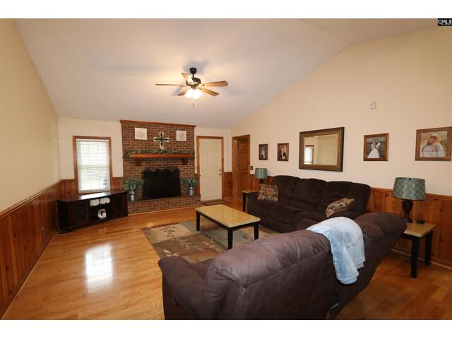 Photo of 1415 Springvale Road