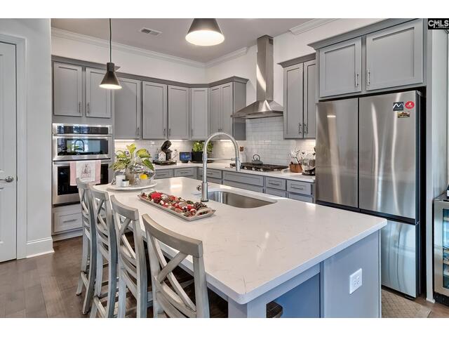 Photo of 12 Beaver Lake Court