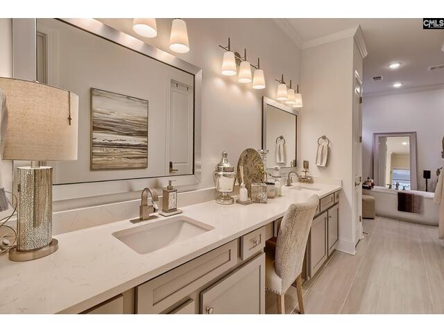 Photo of 12 Beaver Lake Court