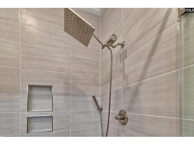 Photo of 12 Beaver Lake Court