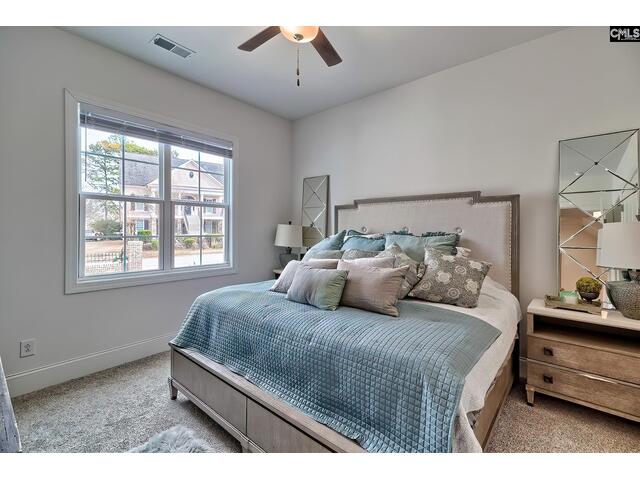 Photo of 12 Beaver Lake Court