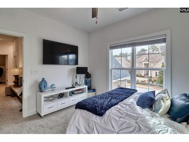 Photo of 12 Beaver Lake Court