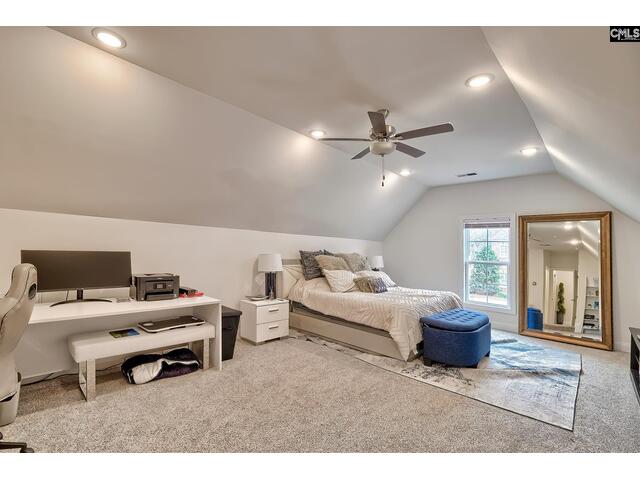 Photo of 12 Beaver Lake Court