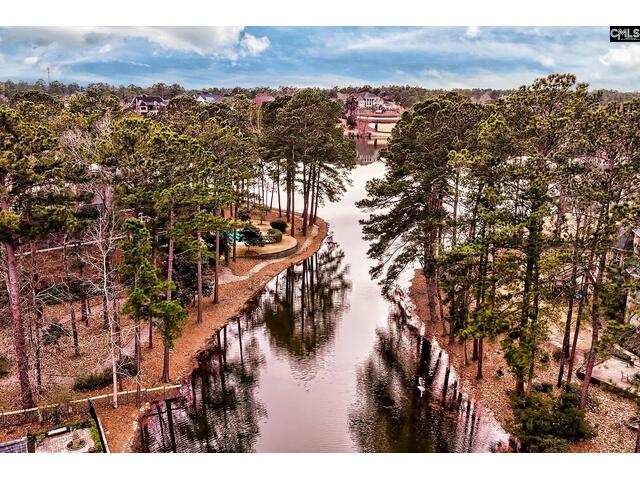 Photo of 12 Beaver Lake Court