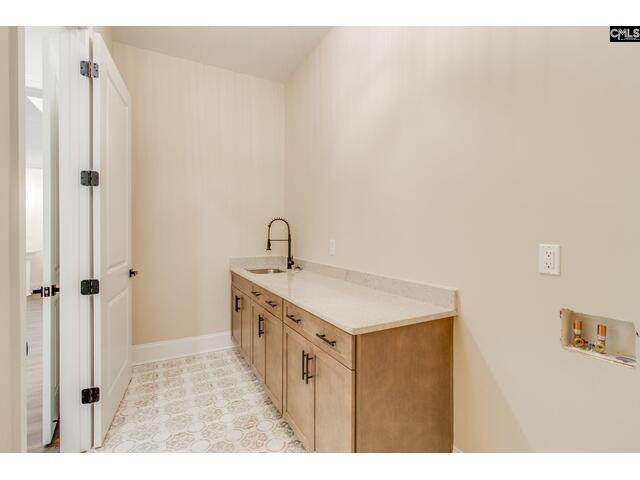 Photo of 207 W Arrowleaf Lane