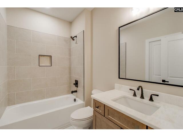 Photo of 207 W Arrowleaf Lane