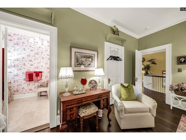 Photo Of 121 Saluda Avenue Photo of 121 saluda avenue