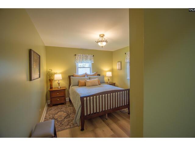 Photo of 545 Superior Circle