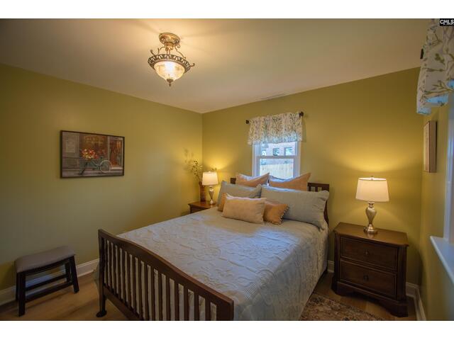 Photo of 545 Superior Circle