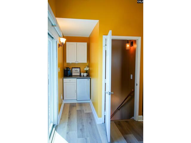 Photo of 545 Superior Circle