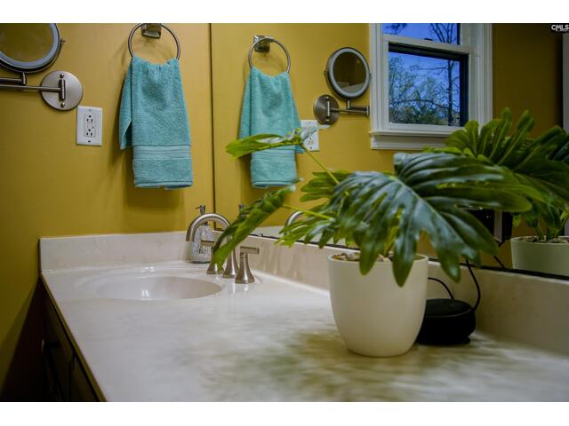 Photo of 545 Superior Circle