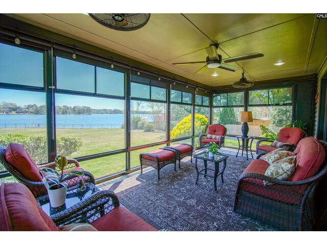 Photo of 545 Superior Circle