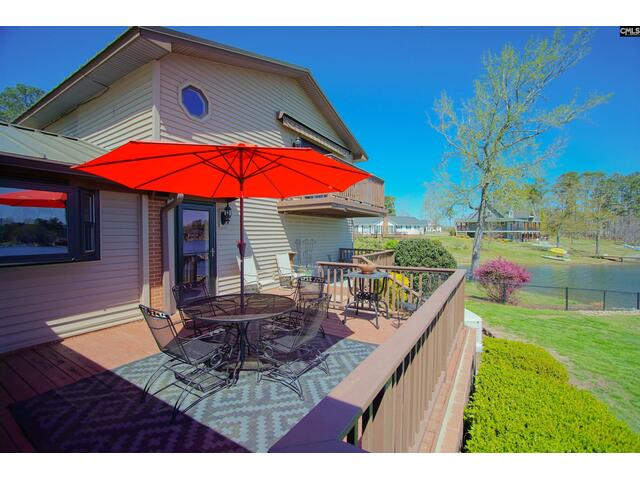 Photo of 545 Superior Circle