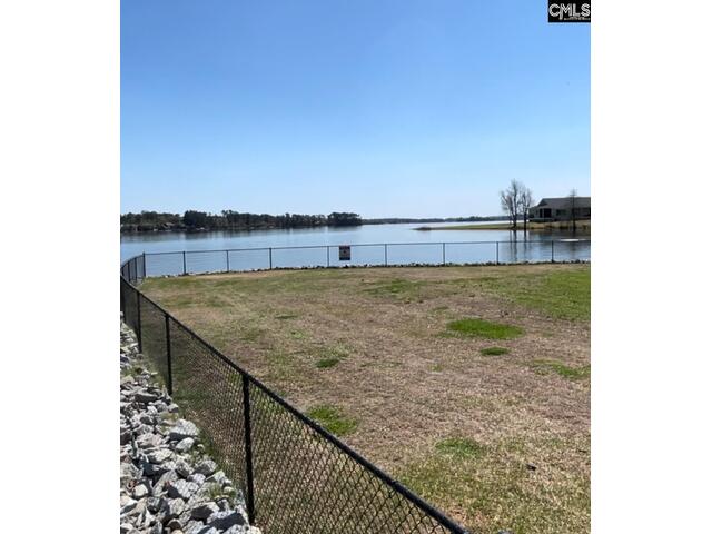 Photo of 545 Superior Circle