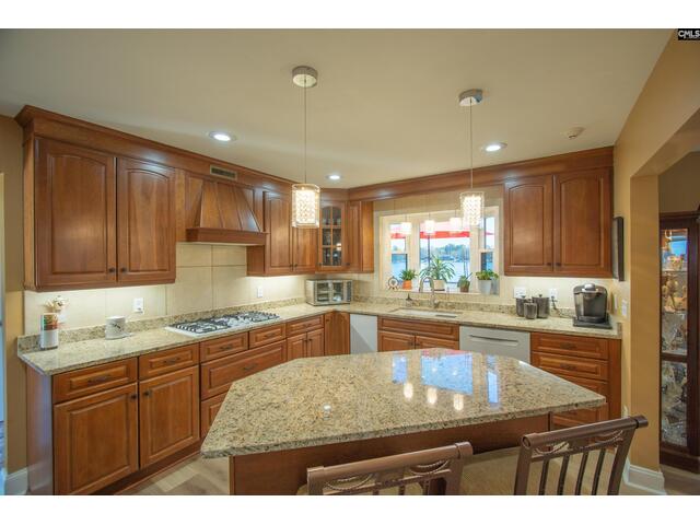 Photo of 545 Superior Circle