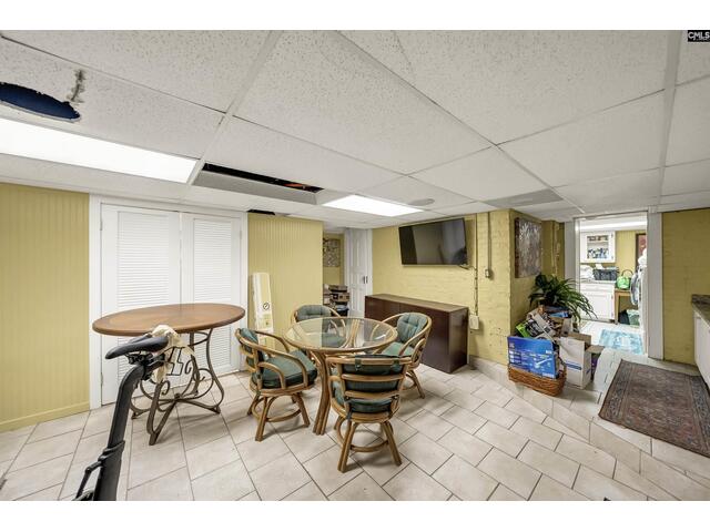 Photo of 121 Saluda Avenue