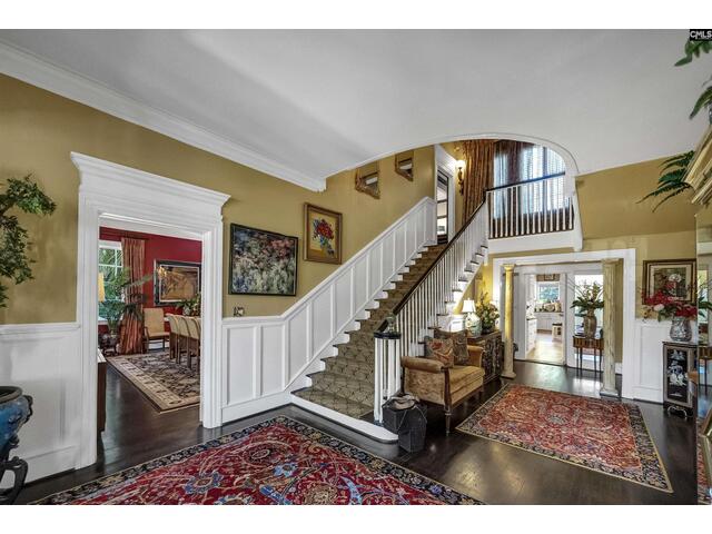 Photo of 121 Saluda Avenue