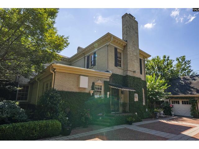 Photo of 121 Saluda Avenue