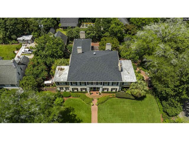 Photo of 121 Saluda Avenue