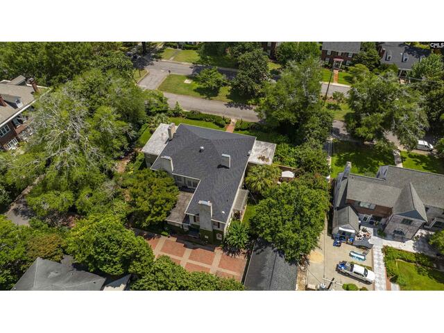 Photo of 121 Saluda Avenue