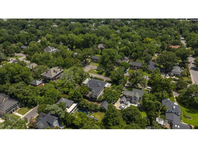 Photo of 121 Saluda Avenue