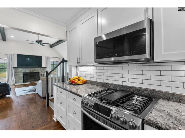 Photo of 213 Tombfield Road