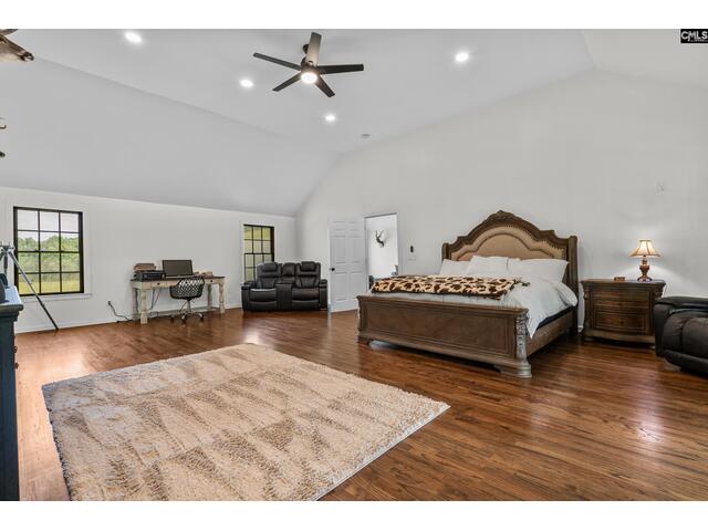 Photo of 213 Tombfield Road