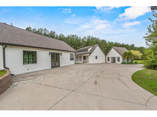 Photo of 213 Tombfield Road