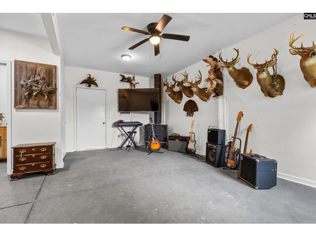 Photo of 213 Tombfield Road